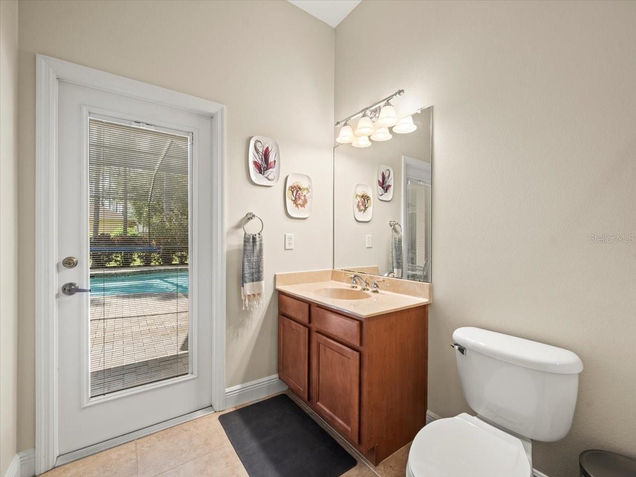 428 PINE BLUFF DR, LUTZ, FL, 33549