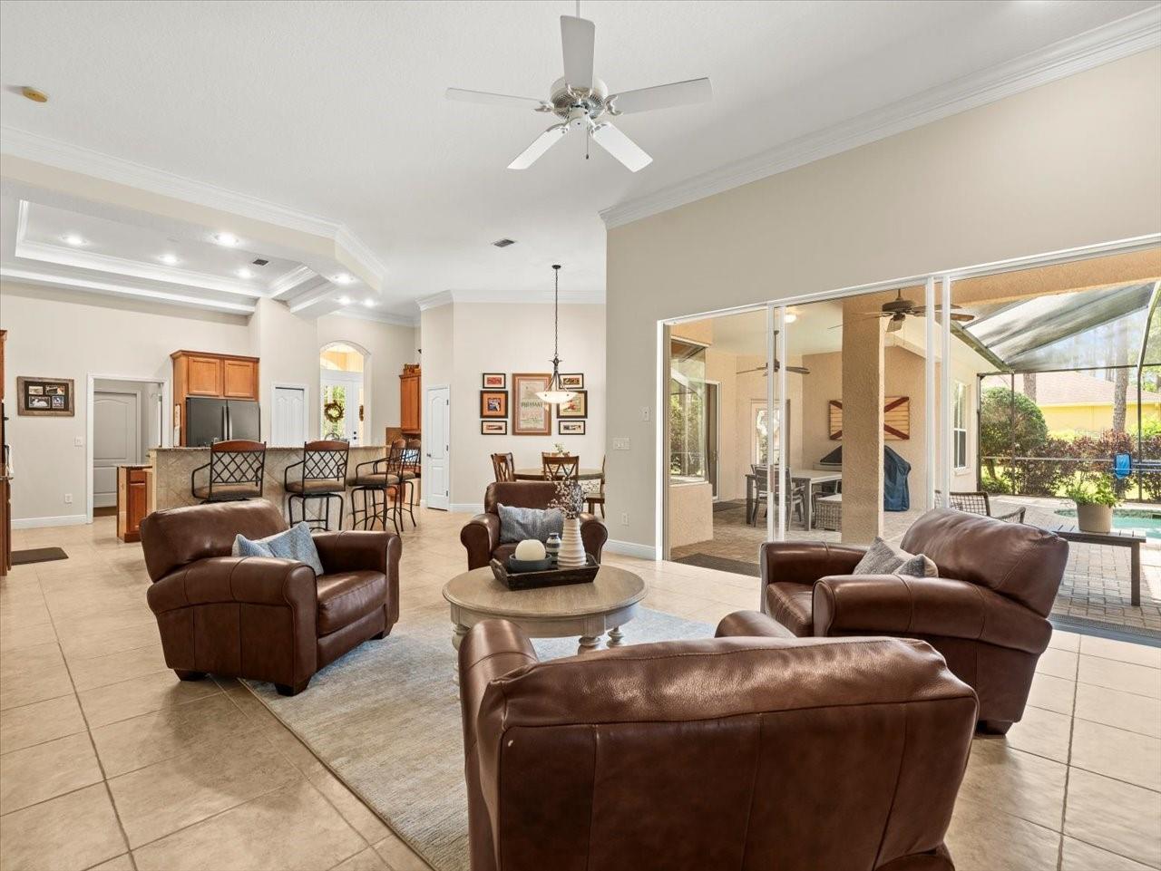 428 PINE BLUFF DR, LUTZ, FL, 33549