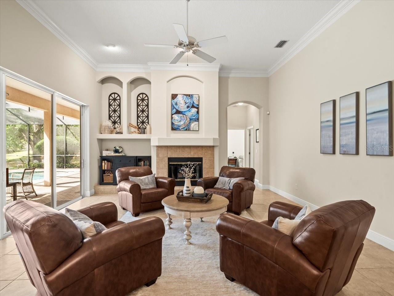 428 PINE BLUFF DR, LUTZ, FL, 33549