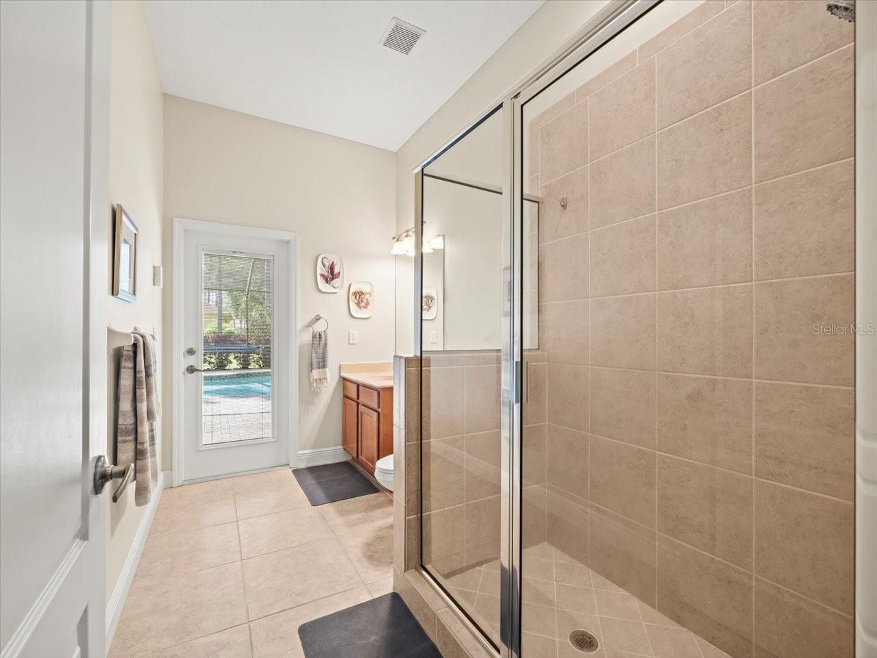 428 PINE BLUFF DR, LUTZ, FL, 33549