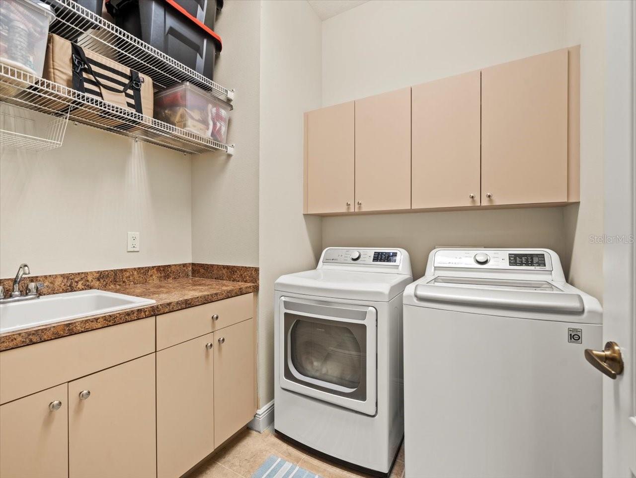 428 PINE BLUFF DR, LUTZ, FL, 33549