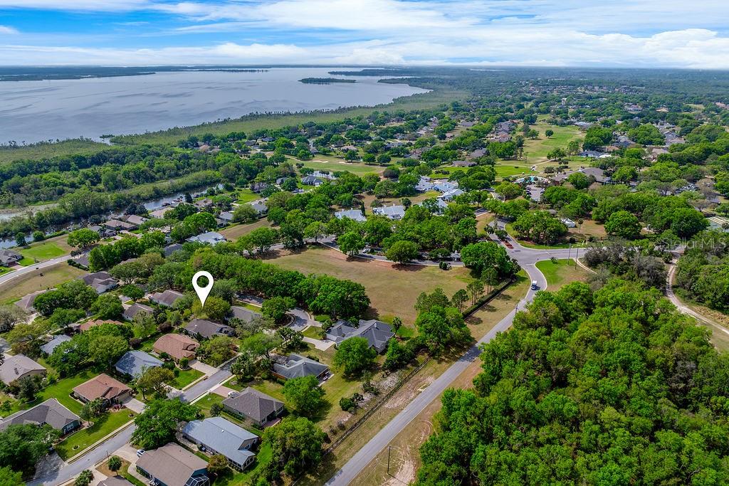 39900 BAYVIEW DR, LADY LAKE, FL, 32159