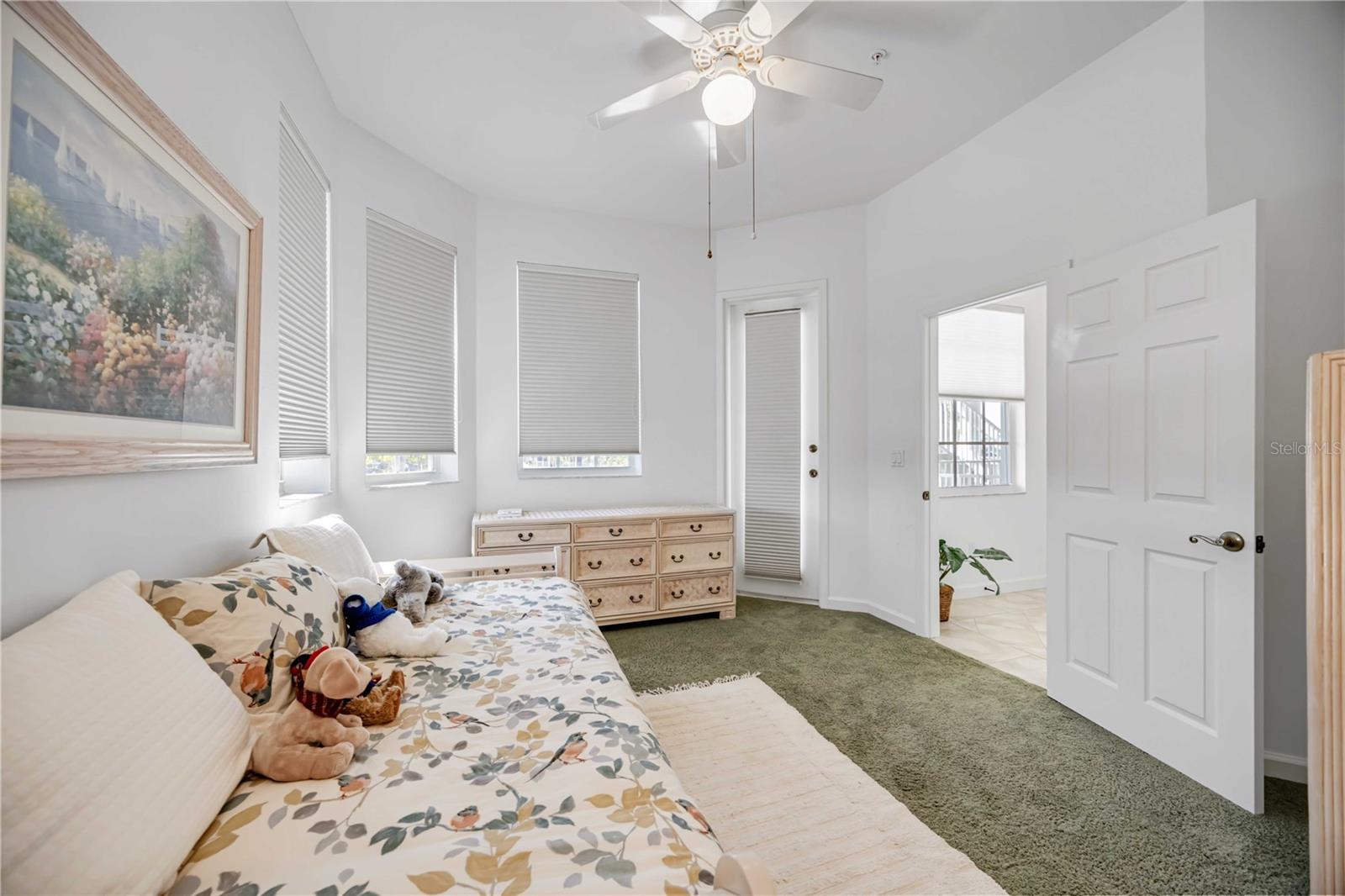 1240 DOLPHIN BAY WAY #304, SIESTA KEY, FL, 34242