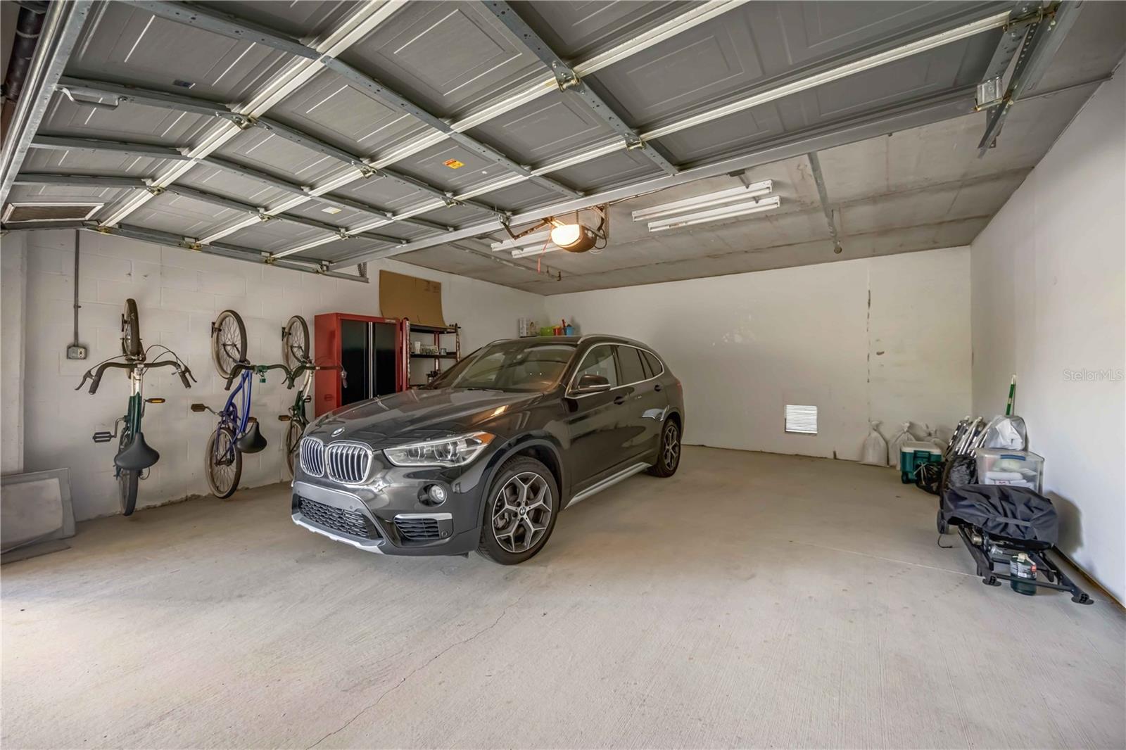 1240 DOLPHIN BAY WAY #304, SIESTA KEY, FL, 34242