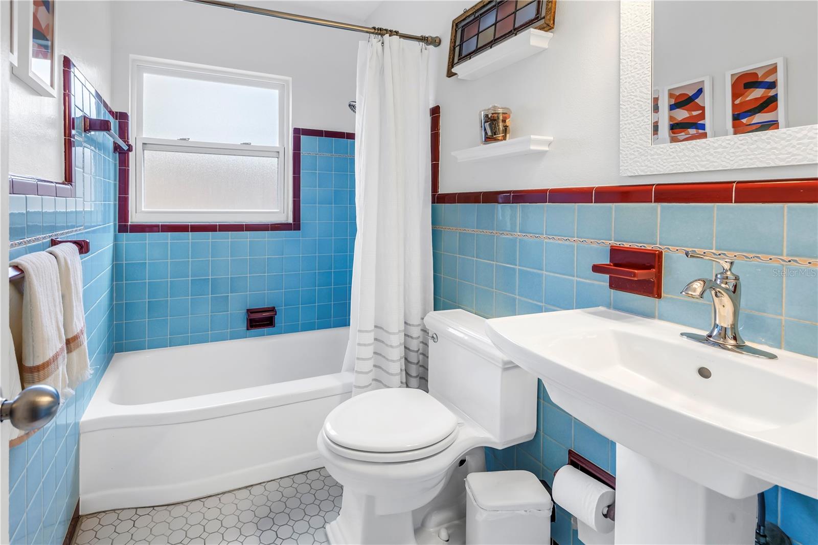 138 17TH AVE N, ST PETERSBURG, FL, 33704