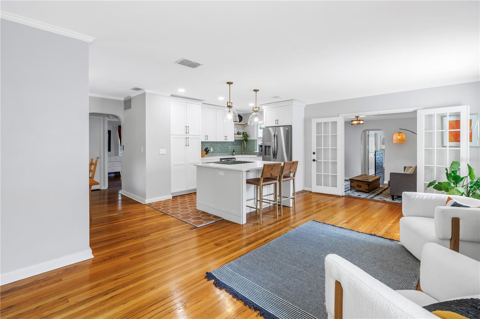 138 17TH AVE N, ST PETERSBURG, FL, 33704