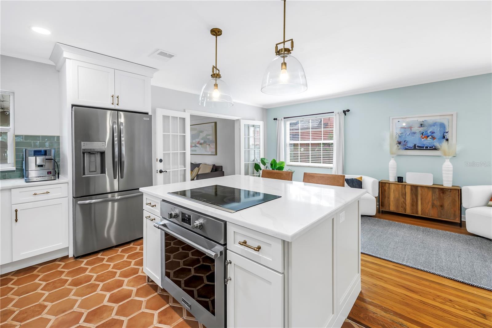 138 17TH AVE N, ST PETERSBURG, FL, 33704