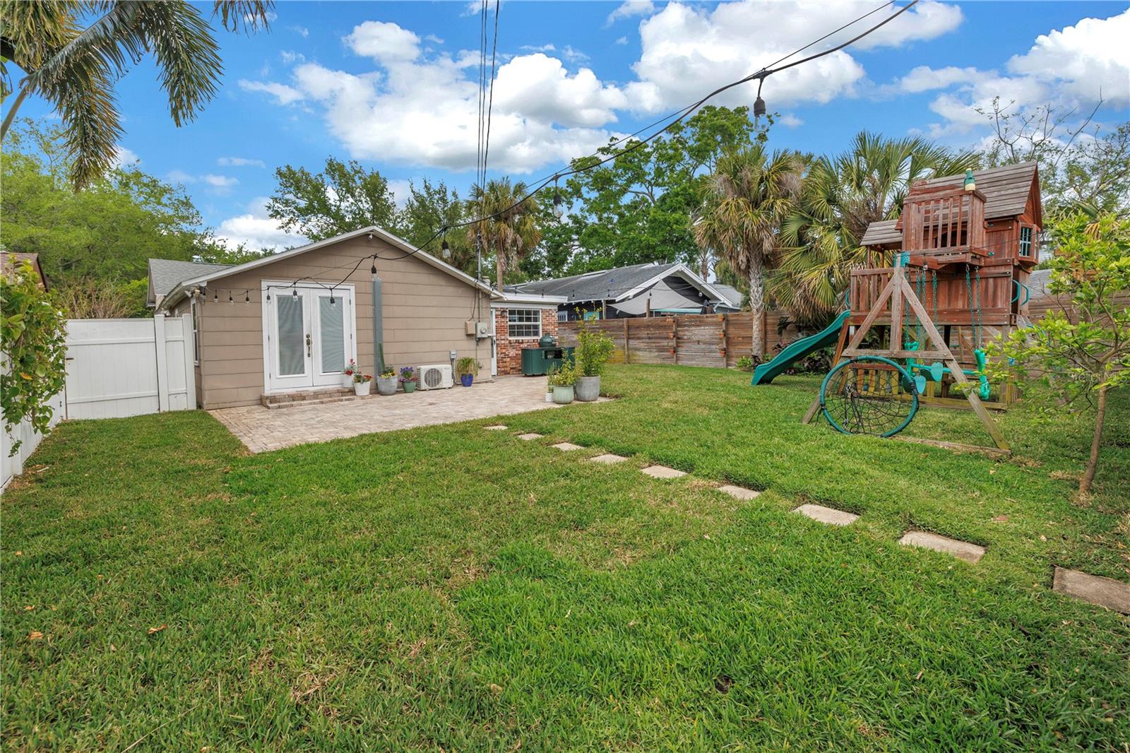 138 17TH AVE N, ST PETERSBURG, FL, 33704