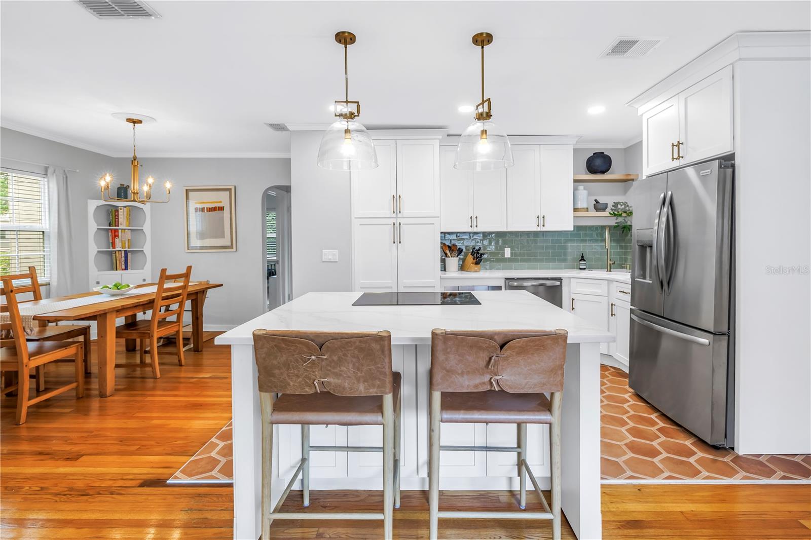 138 17TH AVE N, ST PETERSBURG, FL, 33704