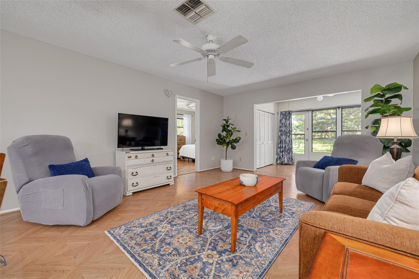 1201 MONTROSE PL, DUNEDIN, FL, 34698