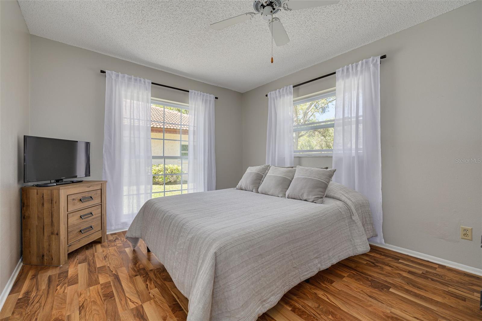 1201 MONTROSE PL, DUNEDIN, FL, 34698