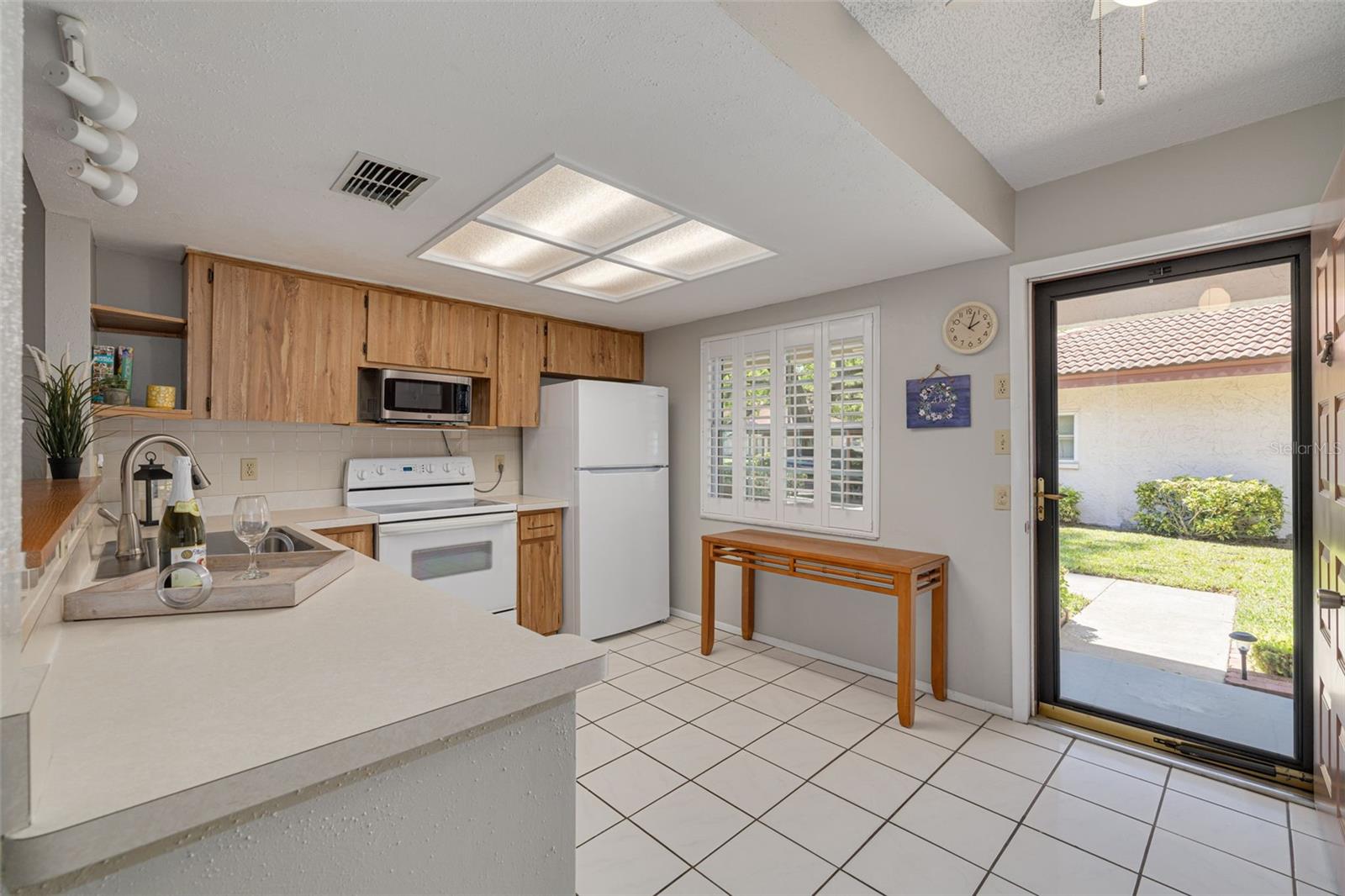 1201 MONTROSE PL, DUNEDIN, FL, 34698