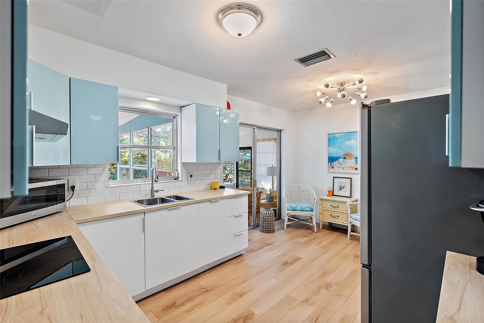 2047 INDIGO DR, CLEARWATER, FL, 33763