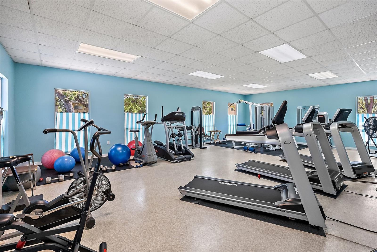 2047 INDIGO DR, CLEARWATER, FL, 33763