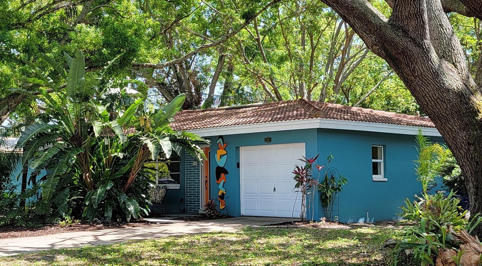 2047 INDIGO DR, CLEARWATER, FL, 33763