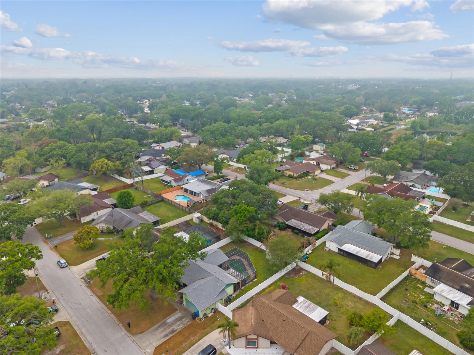 1727 LAKE CREST AVE, BRANDON, FL, 33510