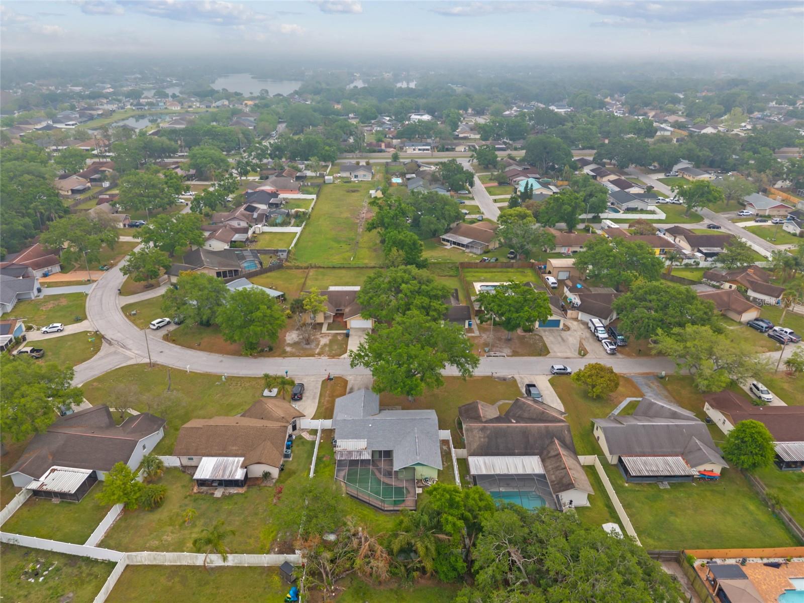 1727 LAKE CREST AVE, BRANDON, FL, 33510