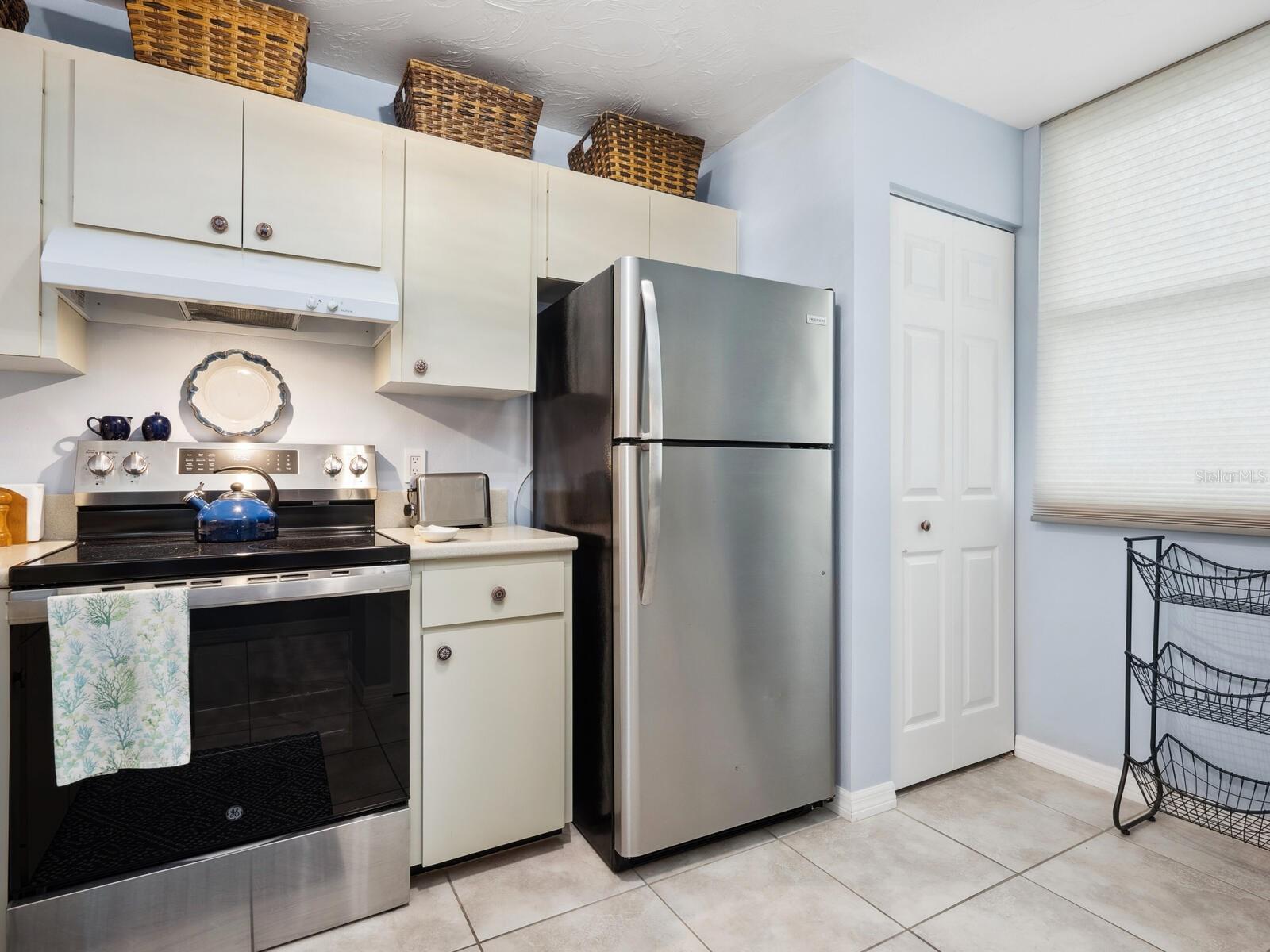 323 TIMBERLAKE DR #323, BRADENTON, FL, 34210