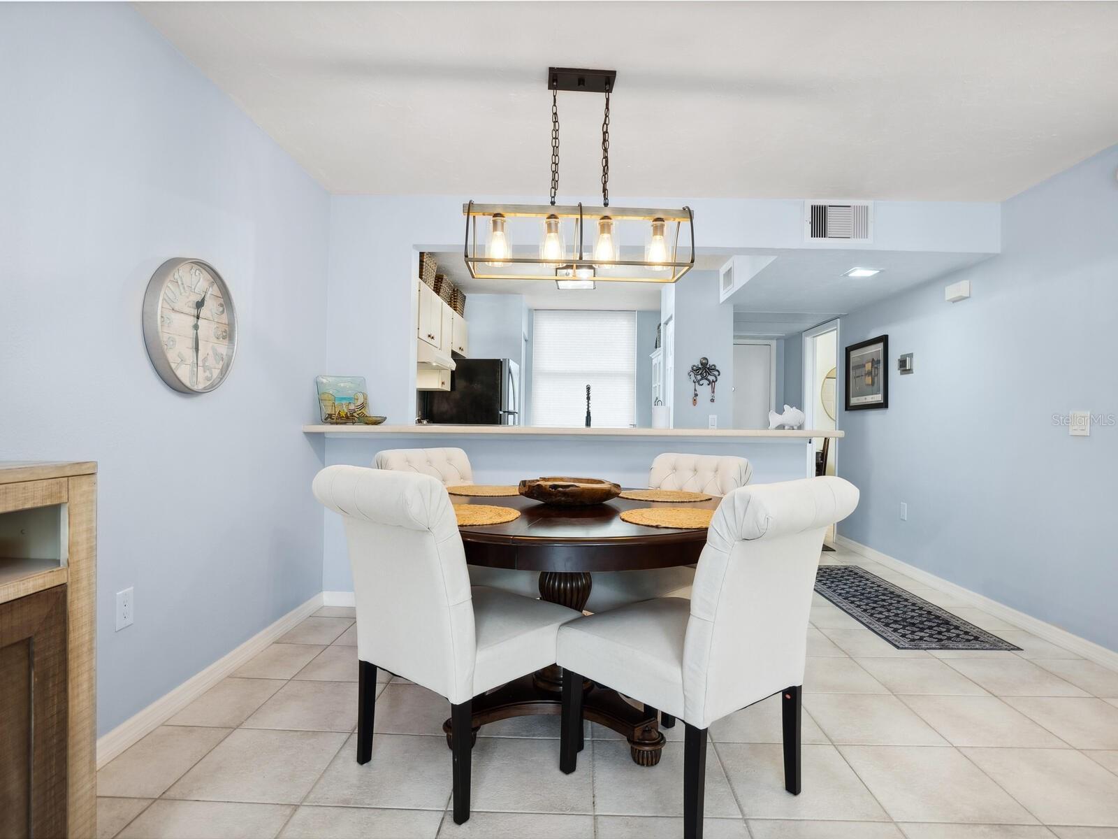 323 TIMBERLAKE DR #323, BRADENTON, FL, 34210