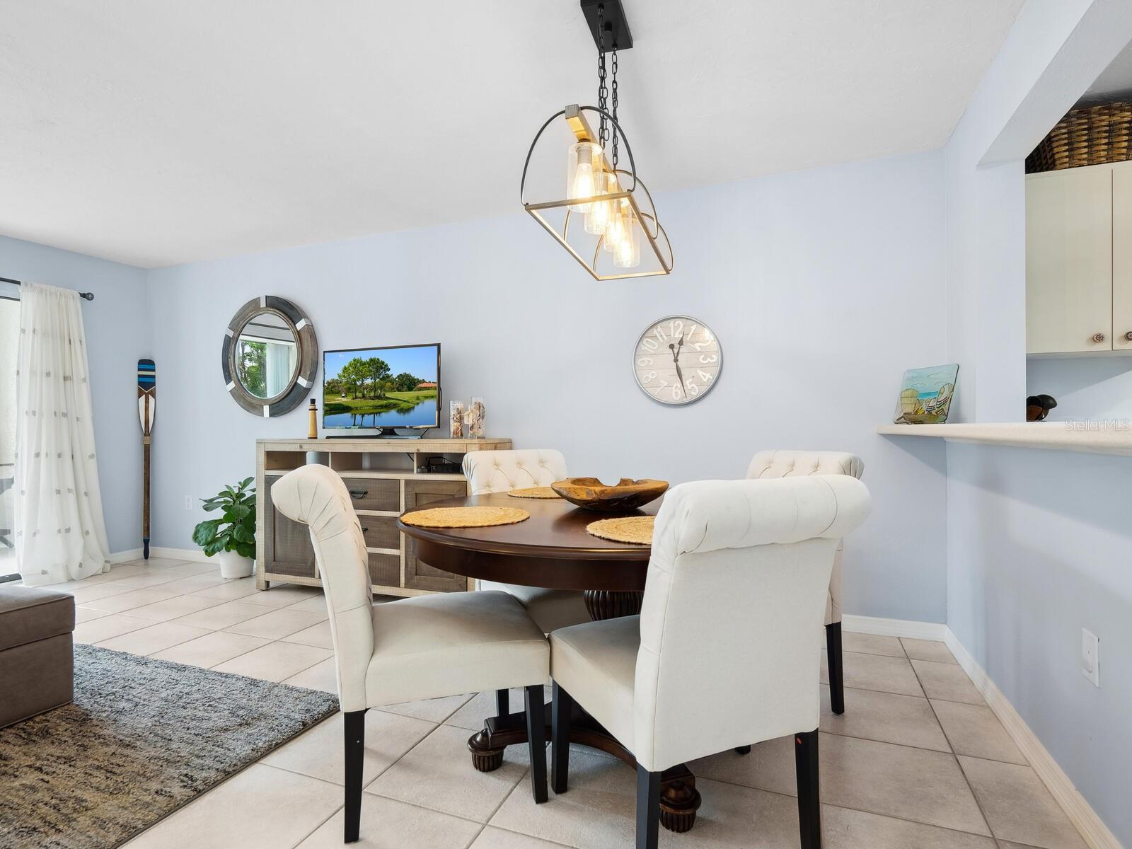 323 TIMBERLAKE DR #323, BRADENTON, FL, 34210