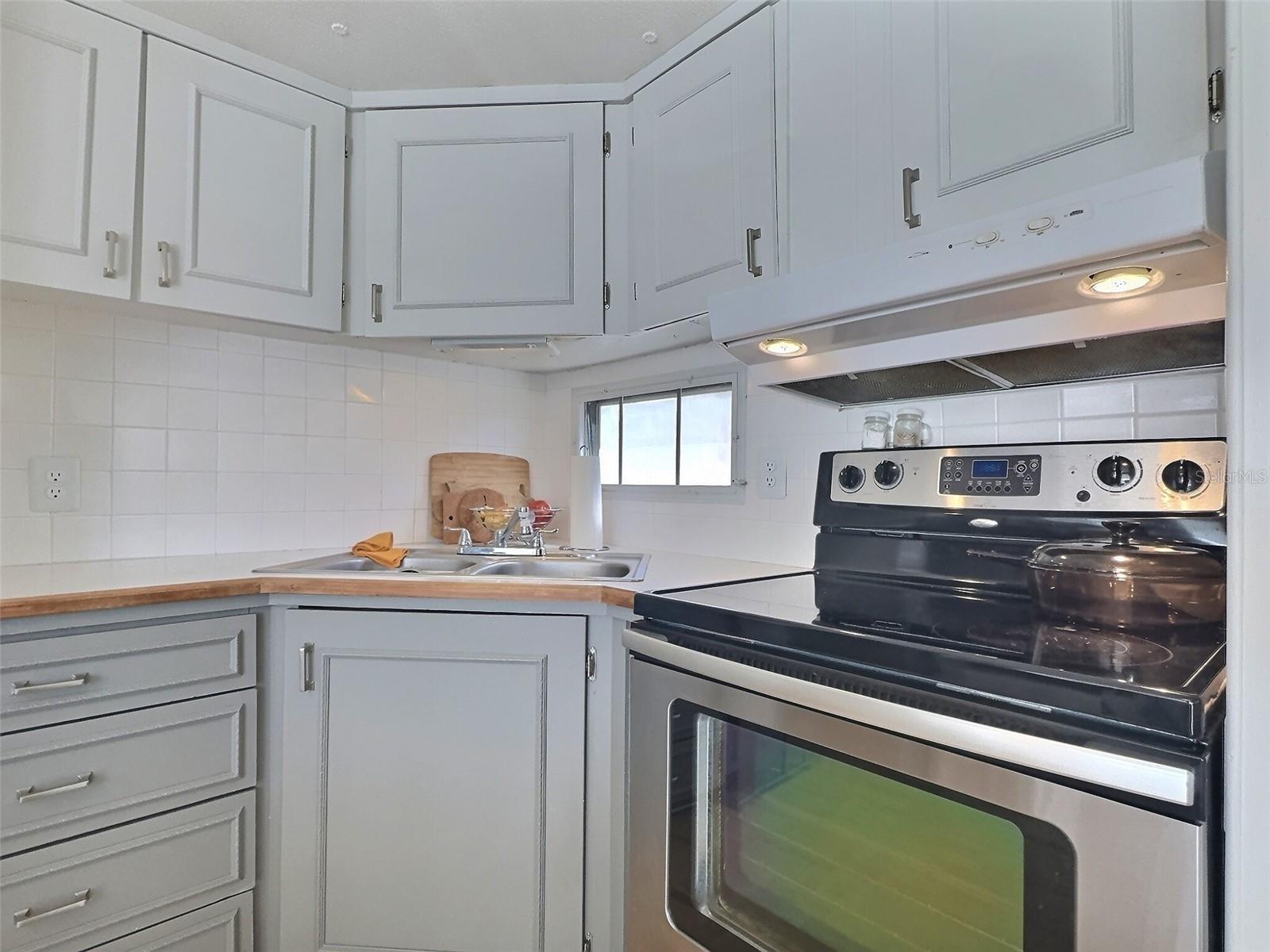 800 32ND AVE S #223, ST PETERSBURG, FL, 33705