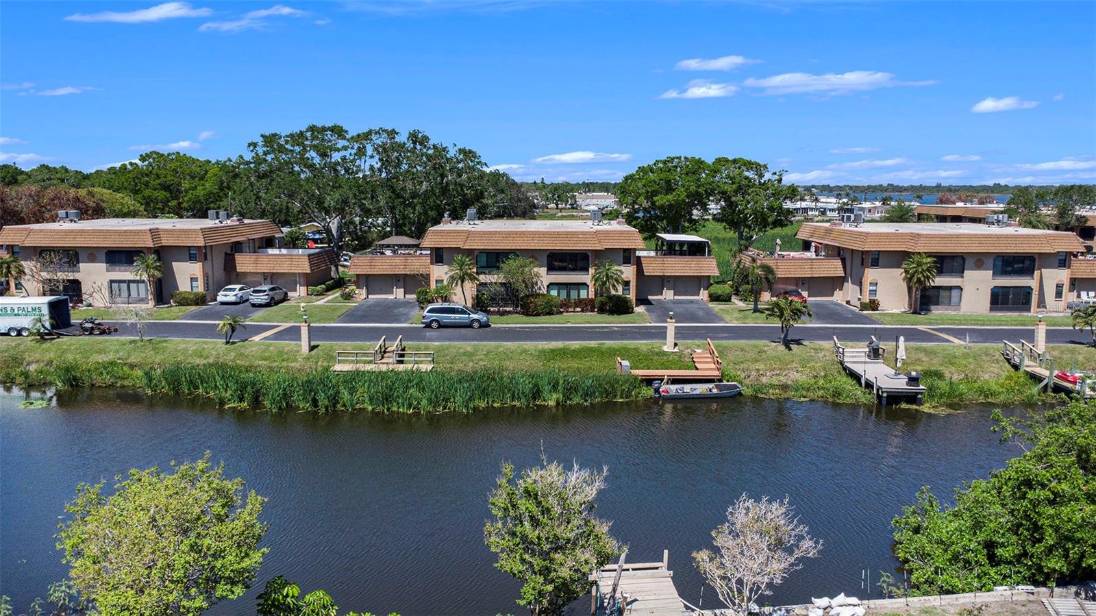 10216 SEMINOLE ISLAND DR, LARGO, FL, 33773