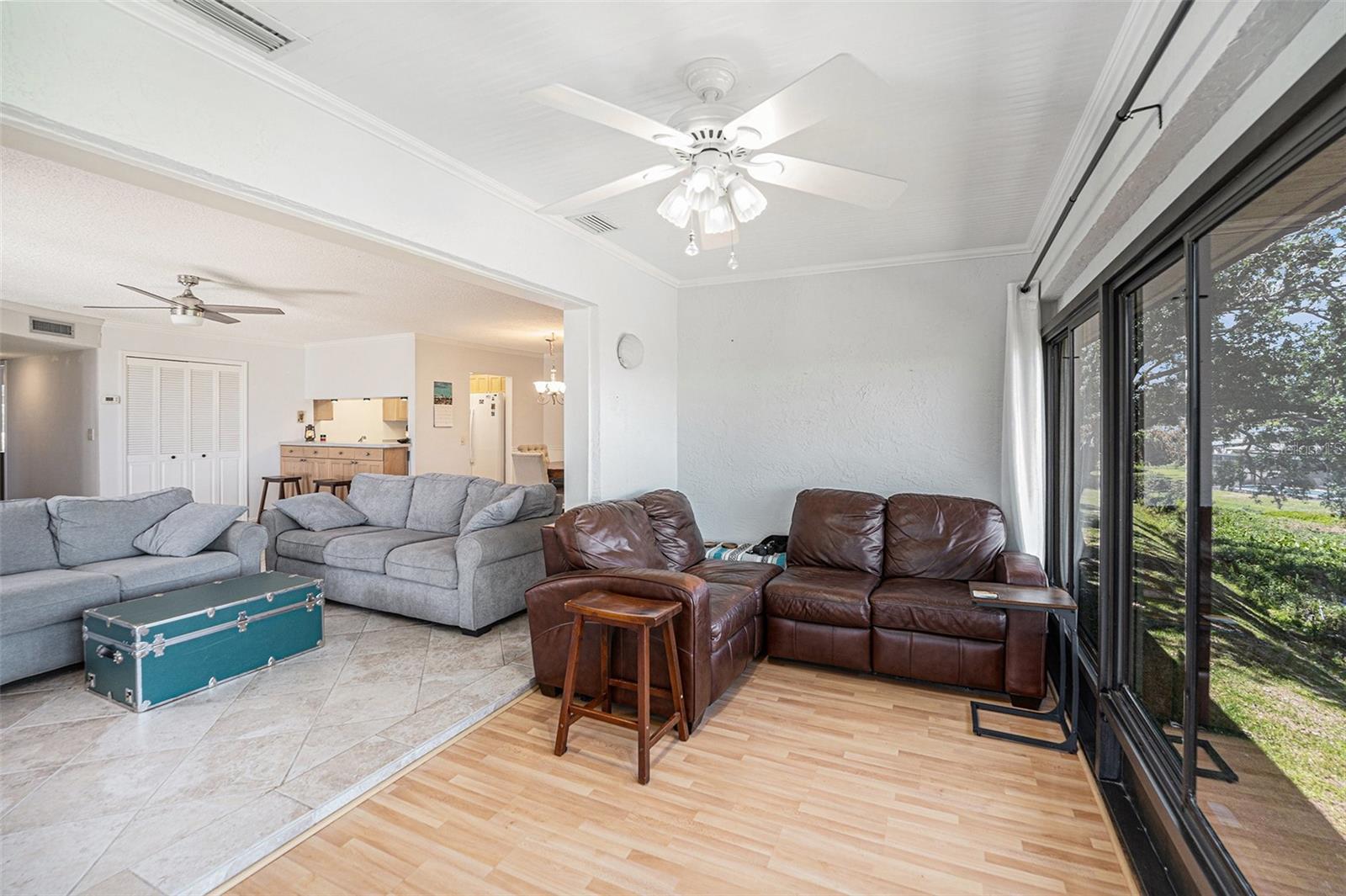 10216 SEMINOLE ISLAND DR, LARGO, FL, 33773