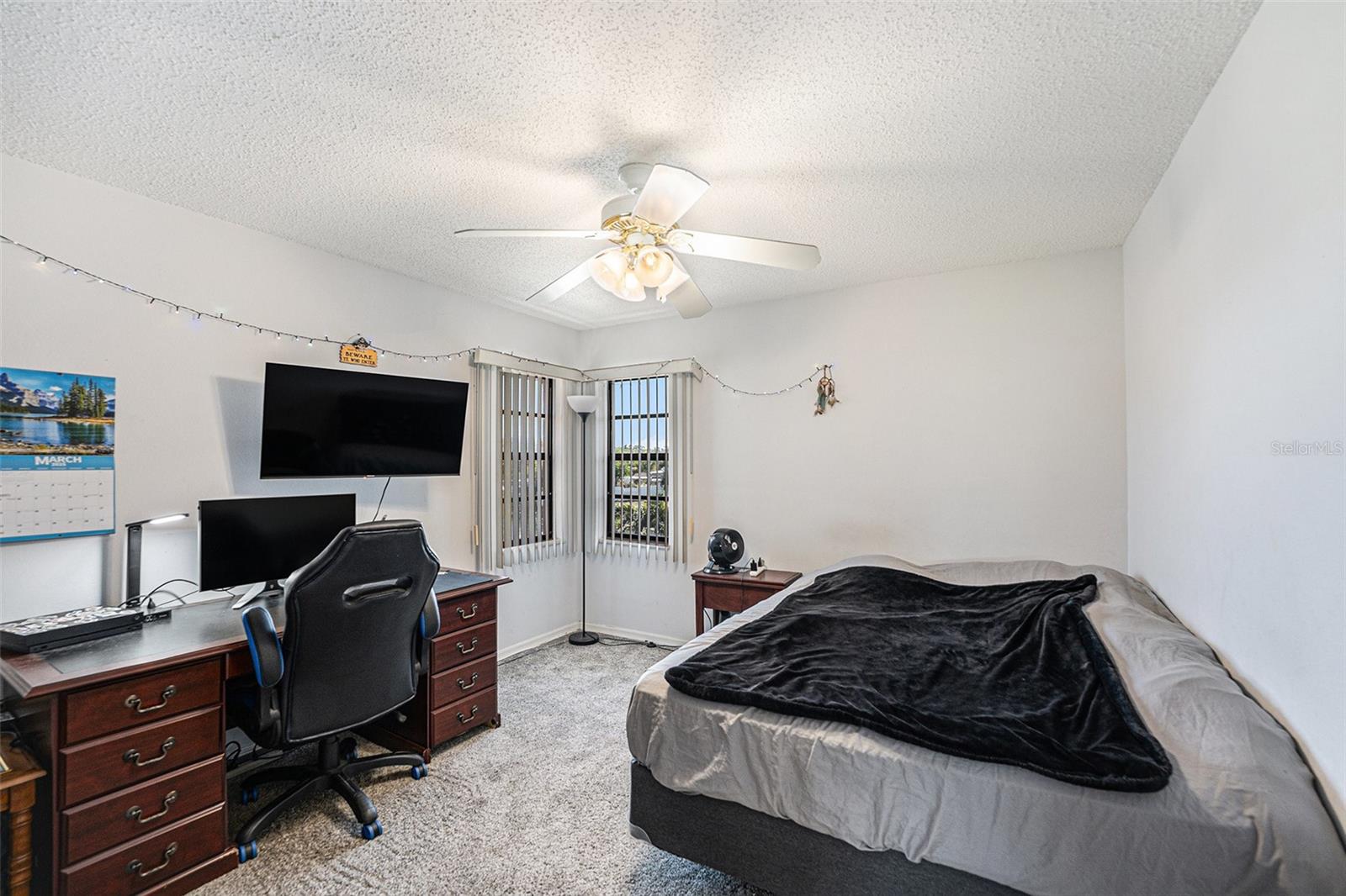 10216 SEMINOLE ISLAND DR, LARGO, FL, 33773