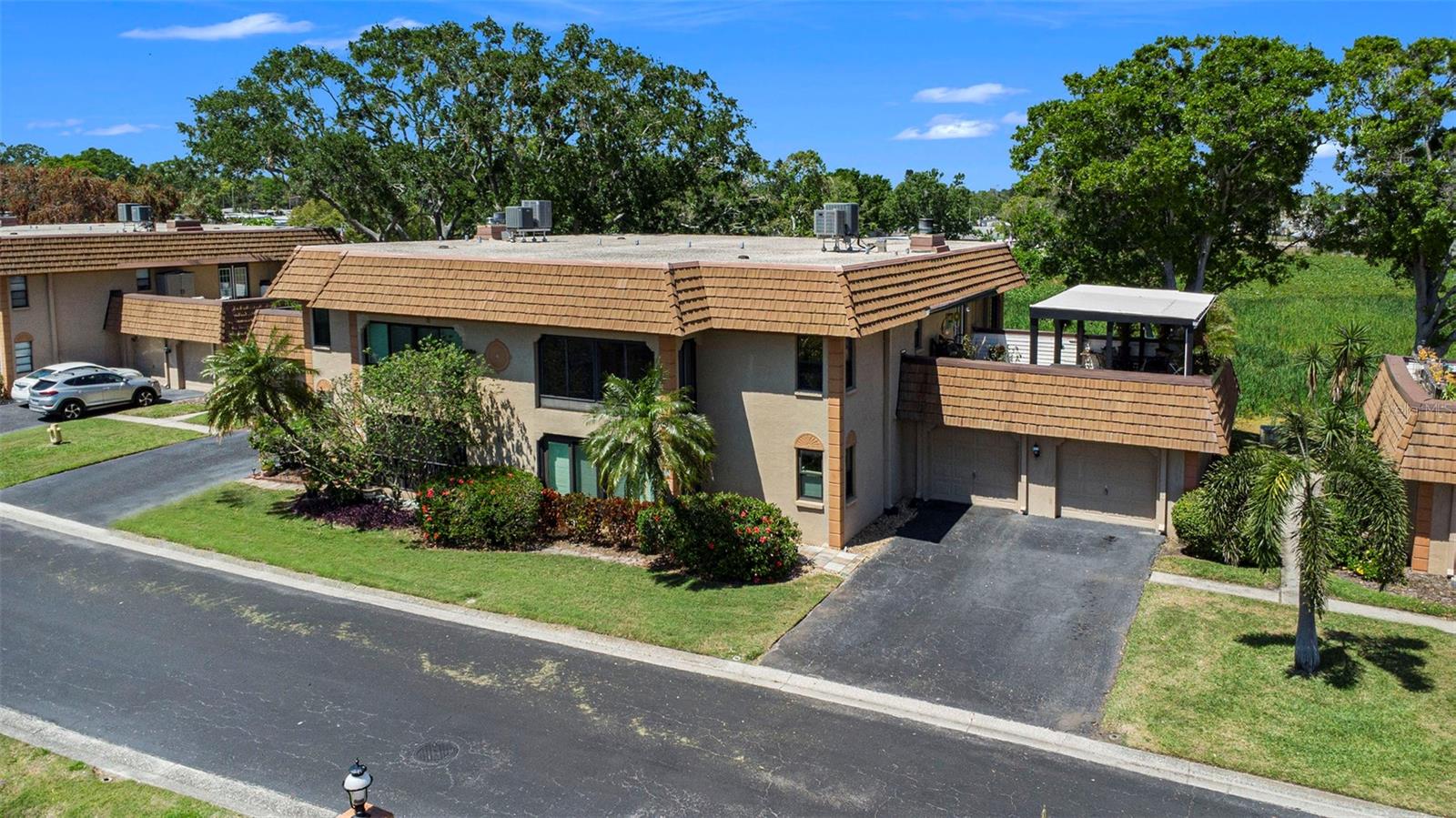10216 SEMINOLE ISLAND DR, LARGO, FL, 33773
