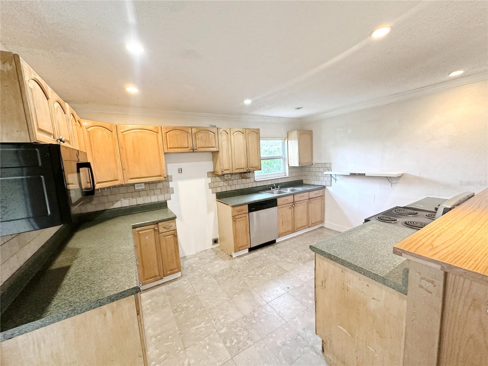 9602 NW 80TH PL, TAMARAC, FL, 33321