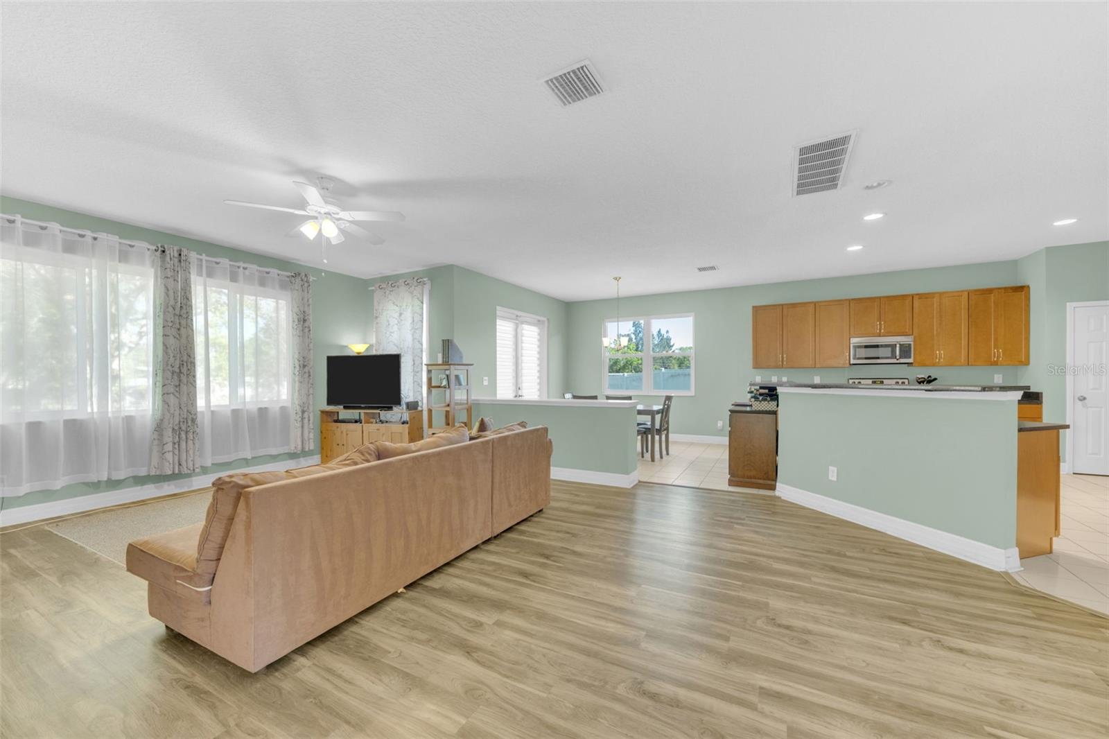 9102 KENTUCKY DAY CT, GIBSONTON, FL, 33534