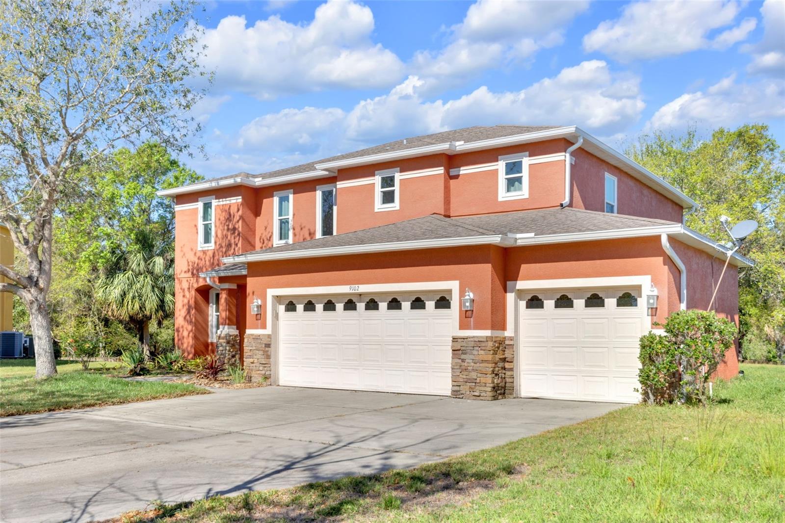 9102 KENTUCKY DAY CT, GIBSONTON, FL, 33534