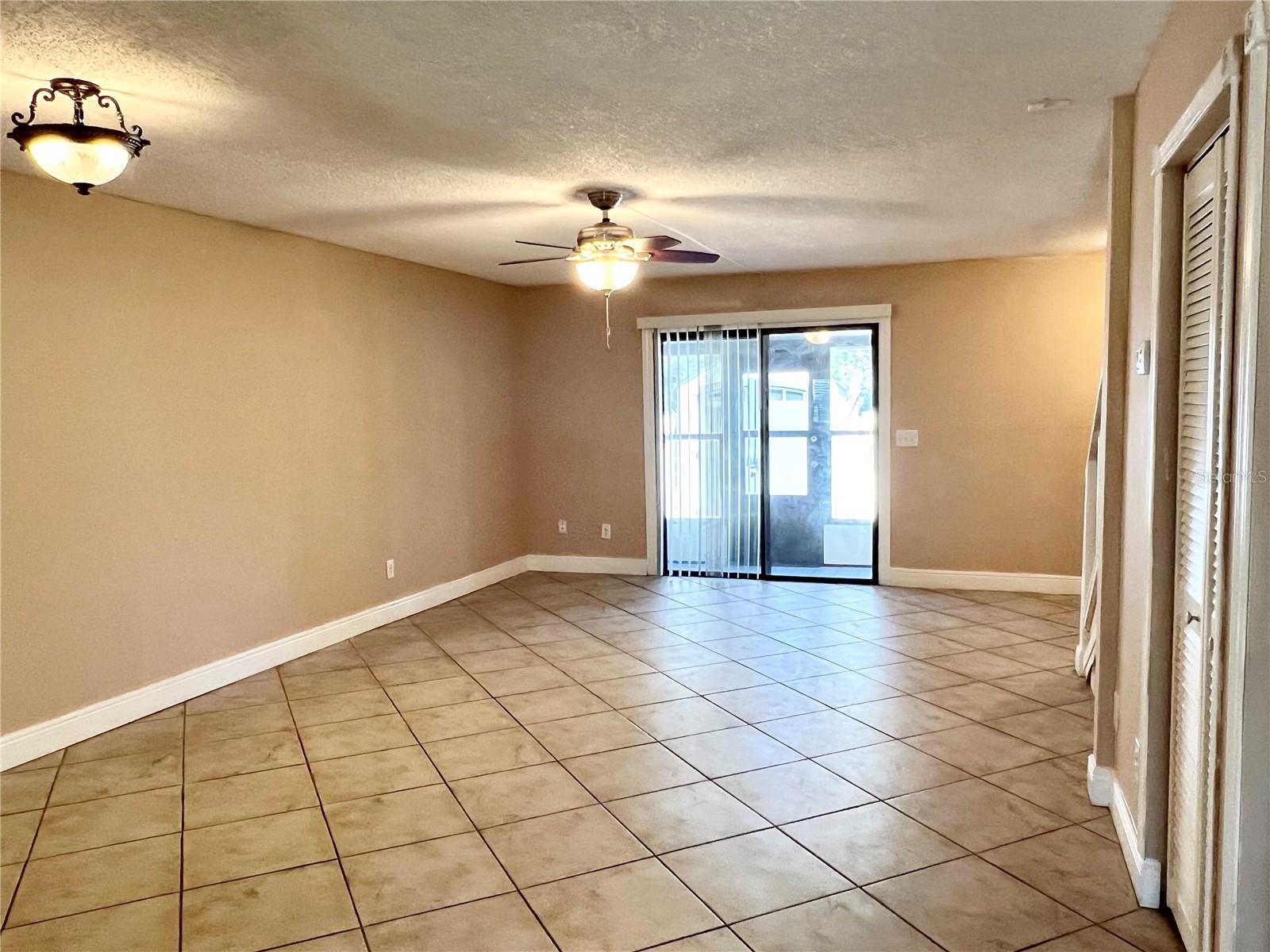 8117 SHELDON SHORES DR, TAMPA, FL, 33615