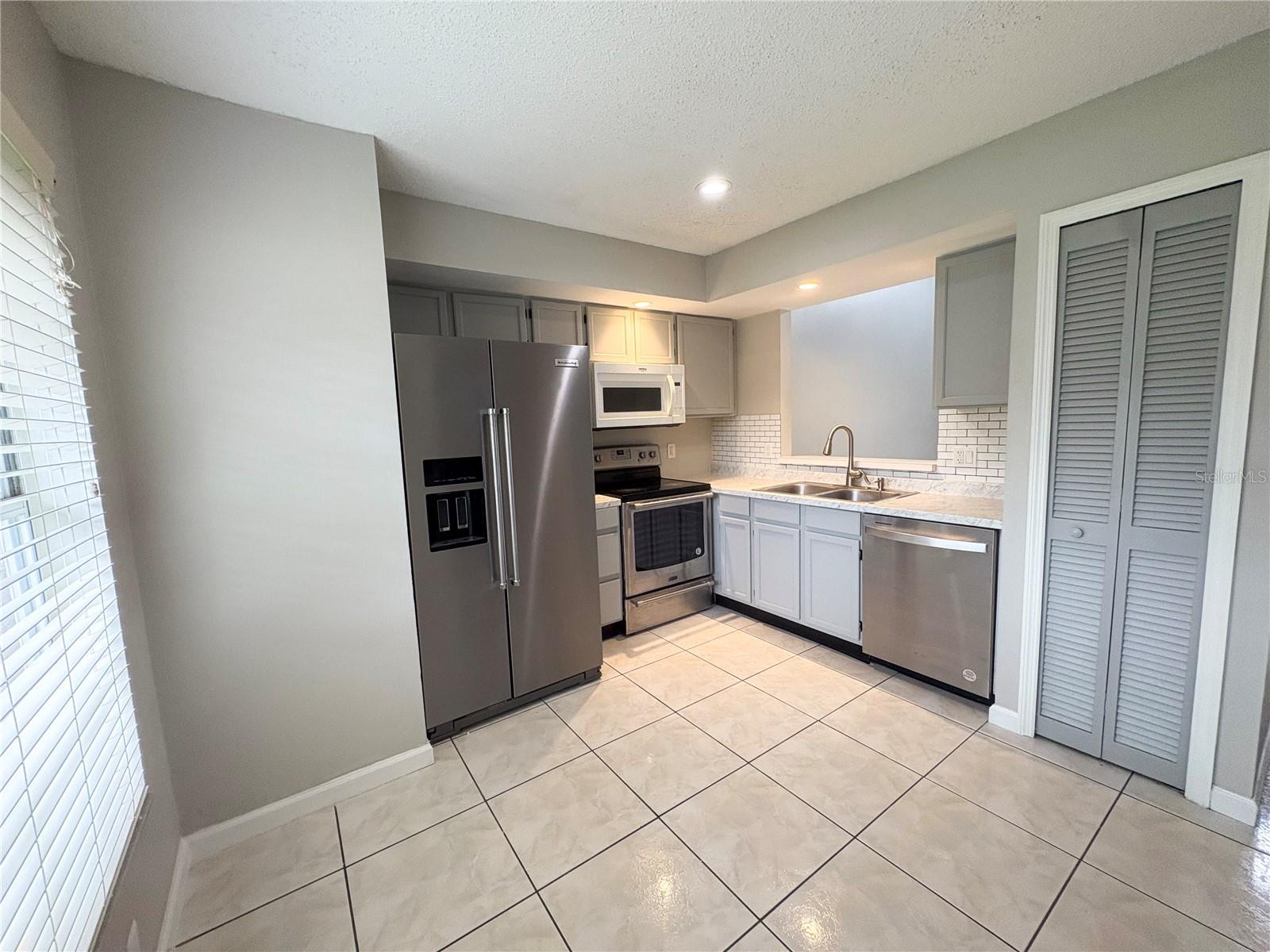 1225 CORAL COAST DR, ORLANDO, FL, 32824