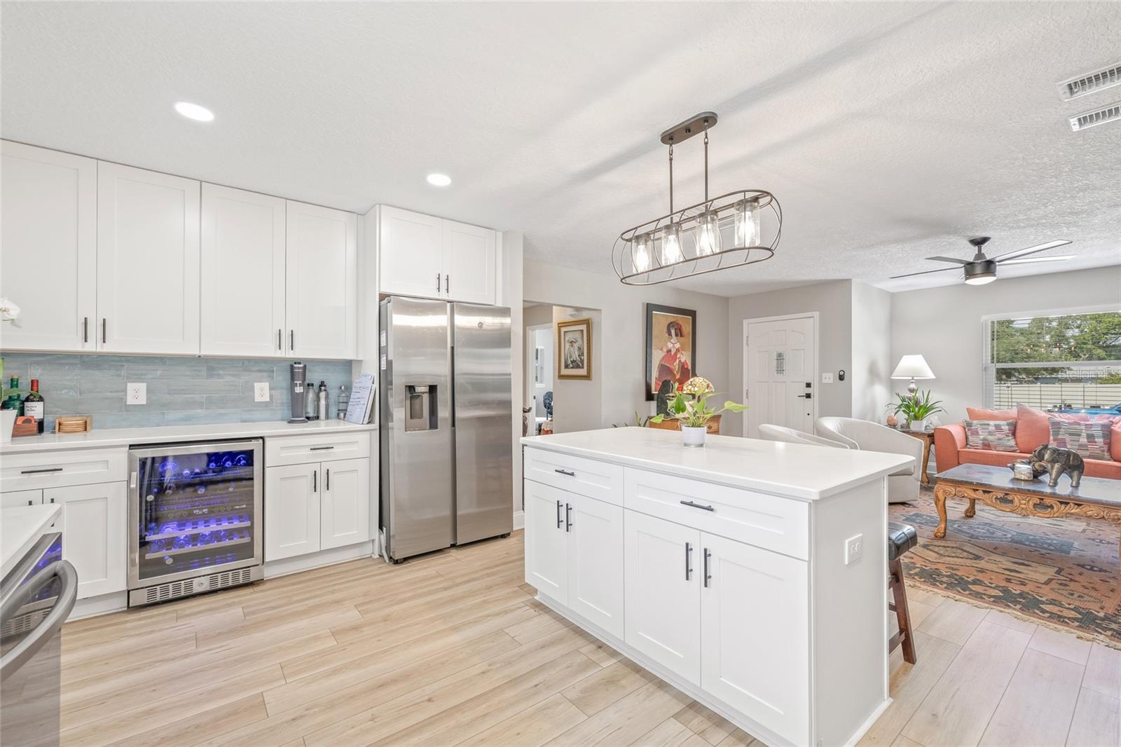 4406 W BAY COURT AVE, TAMPA, FL, 33611