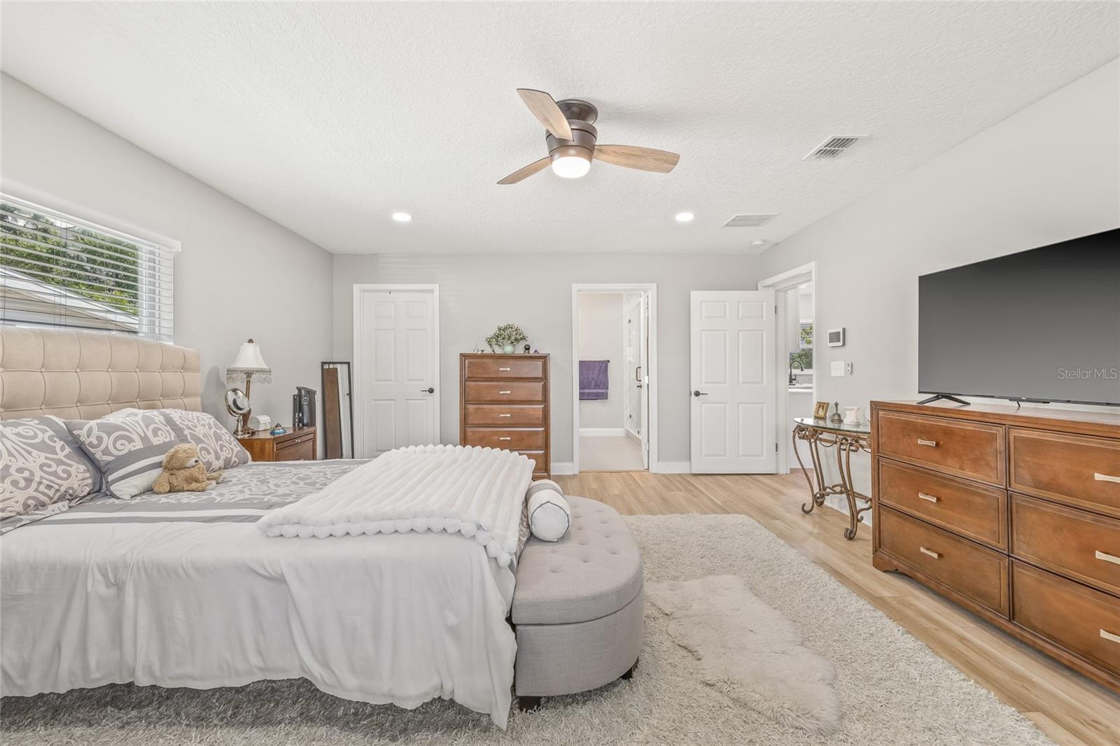4406 W BAY COURT AVE, TAMPA, FL, 33611