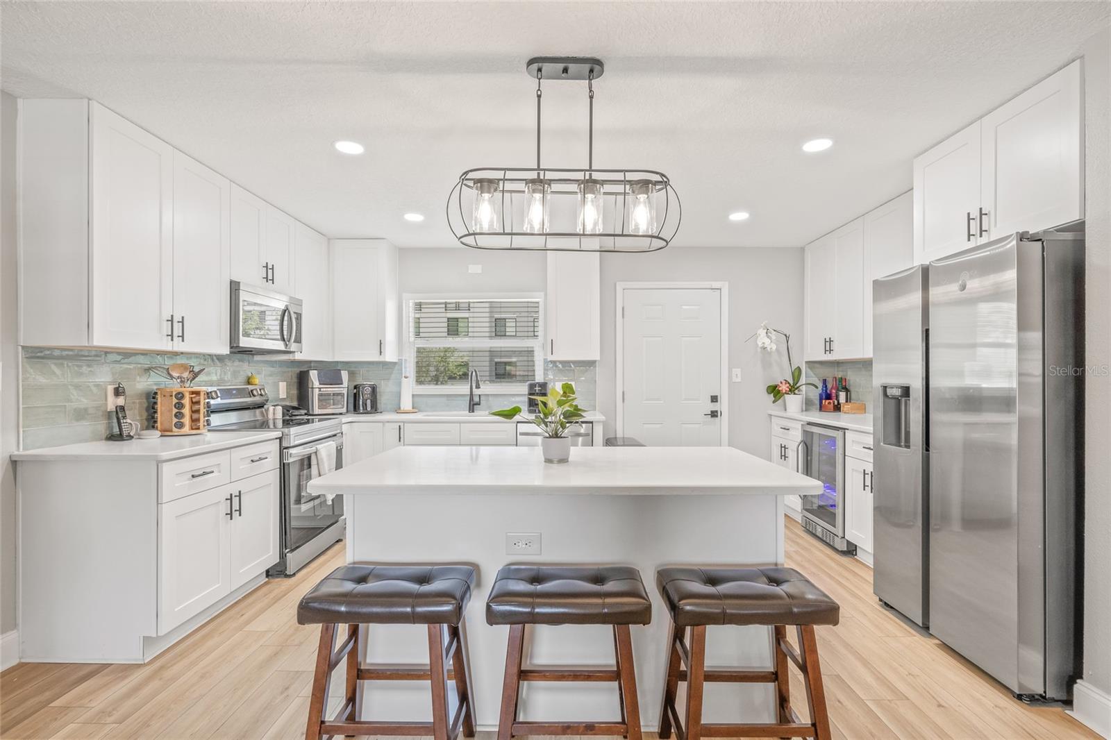 4406 W BAY COURT AVE, TAMPA, FL, 33611