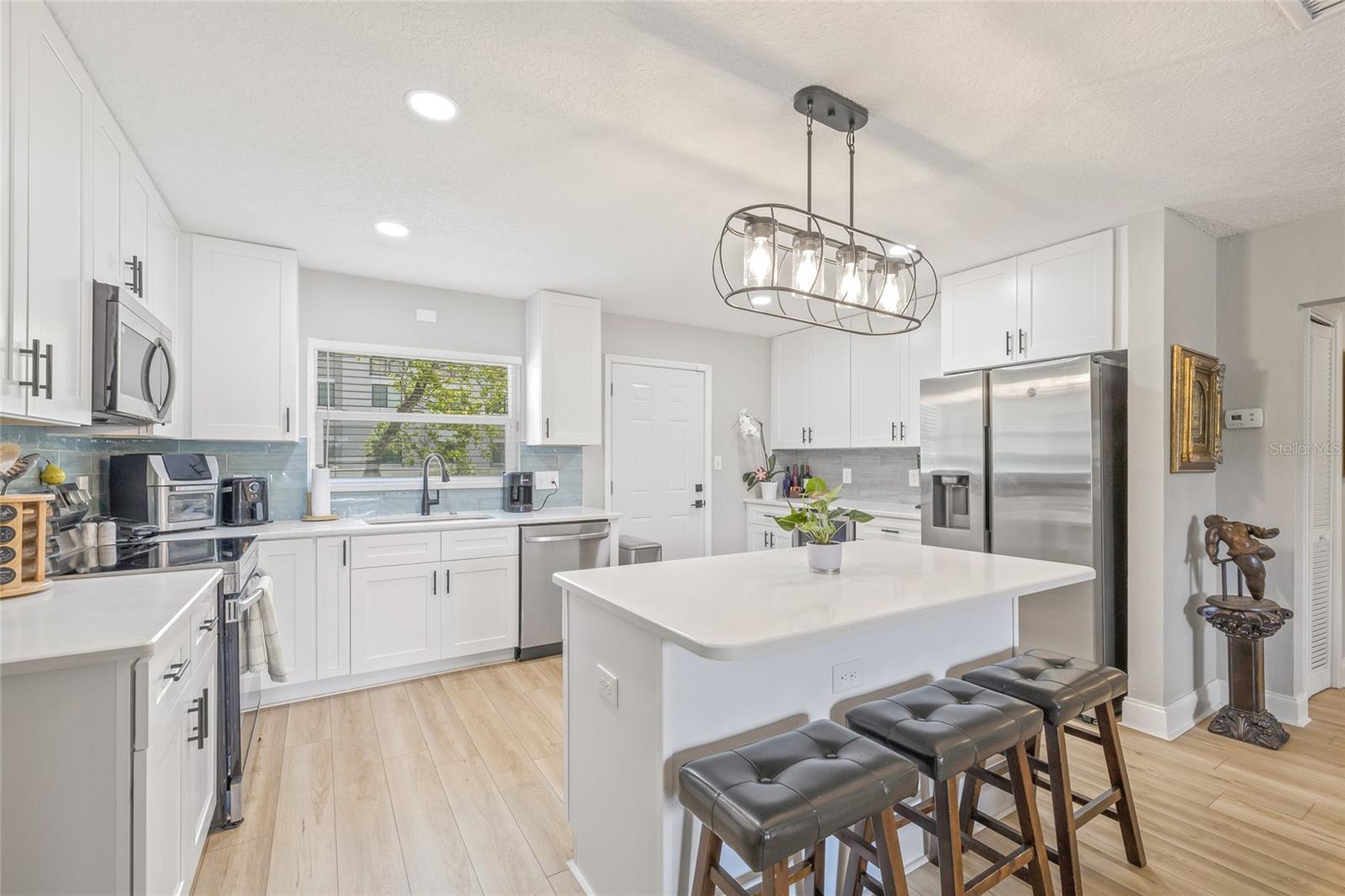 4406 W BAY COURT AVE, TAMPA, FL, 33611