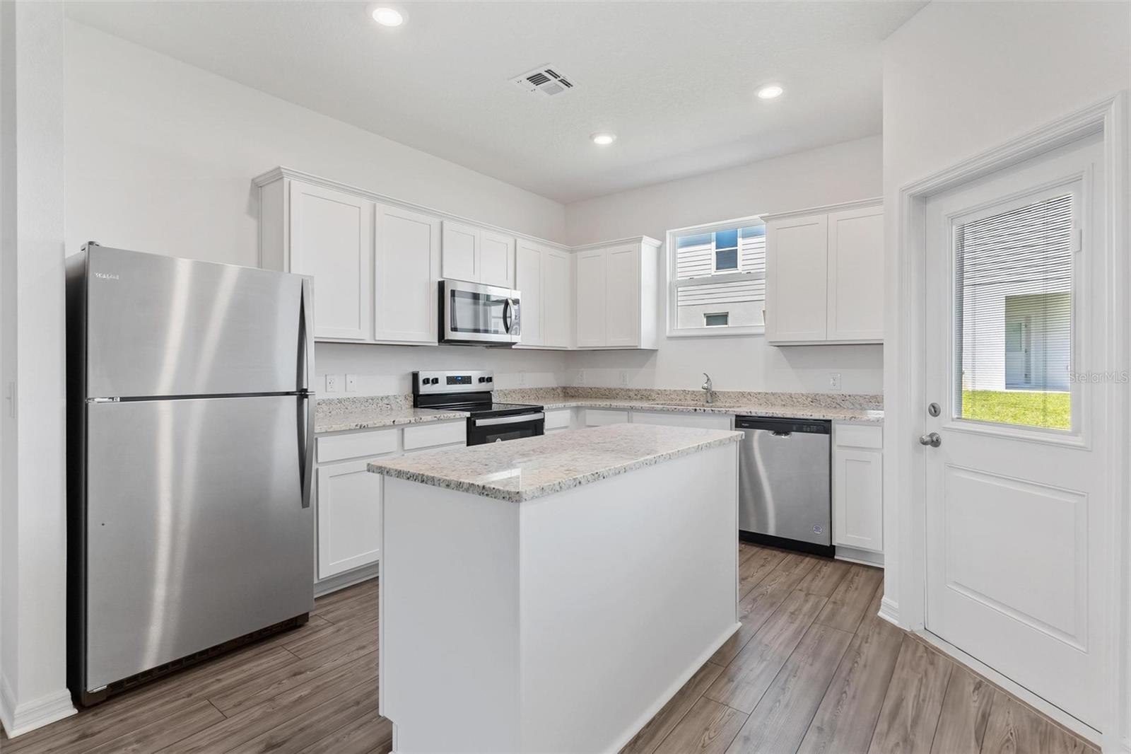 824 POPPY LN, DUNDEE, FL, 33838