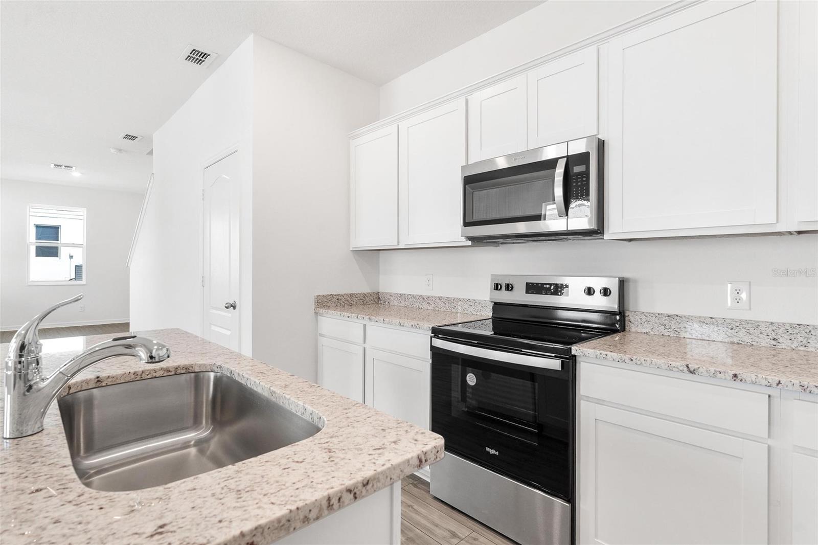 854 POPPY LN, DUNDEE, FL, 33838