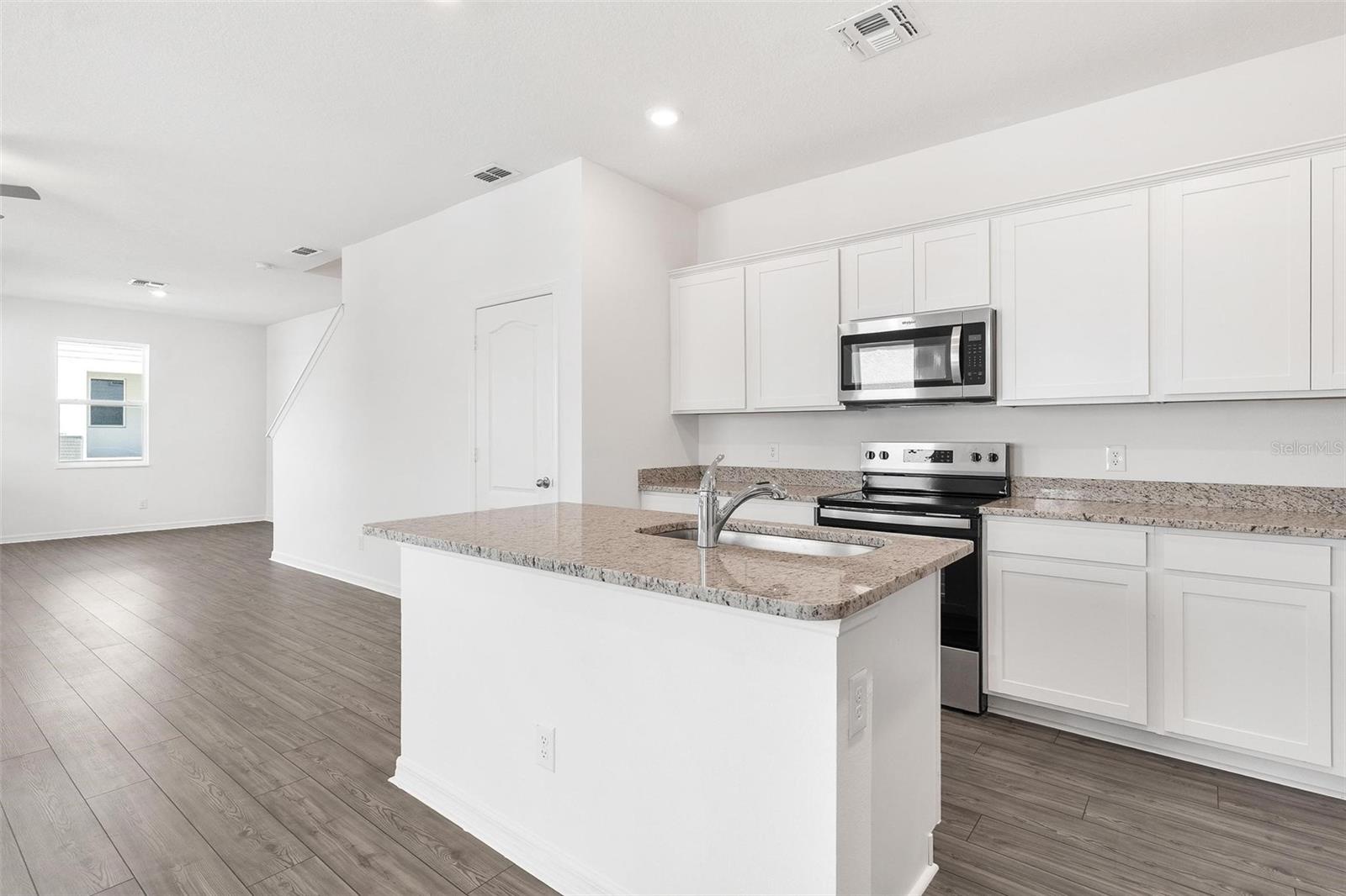 854 POPPY LN, DUNDEE, FL, 33838