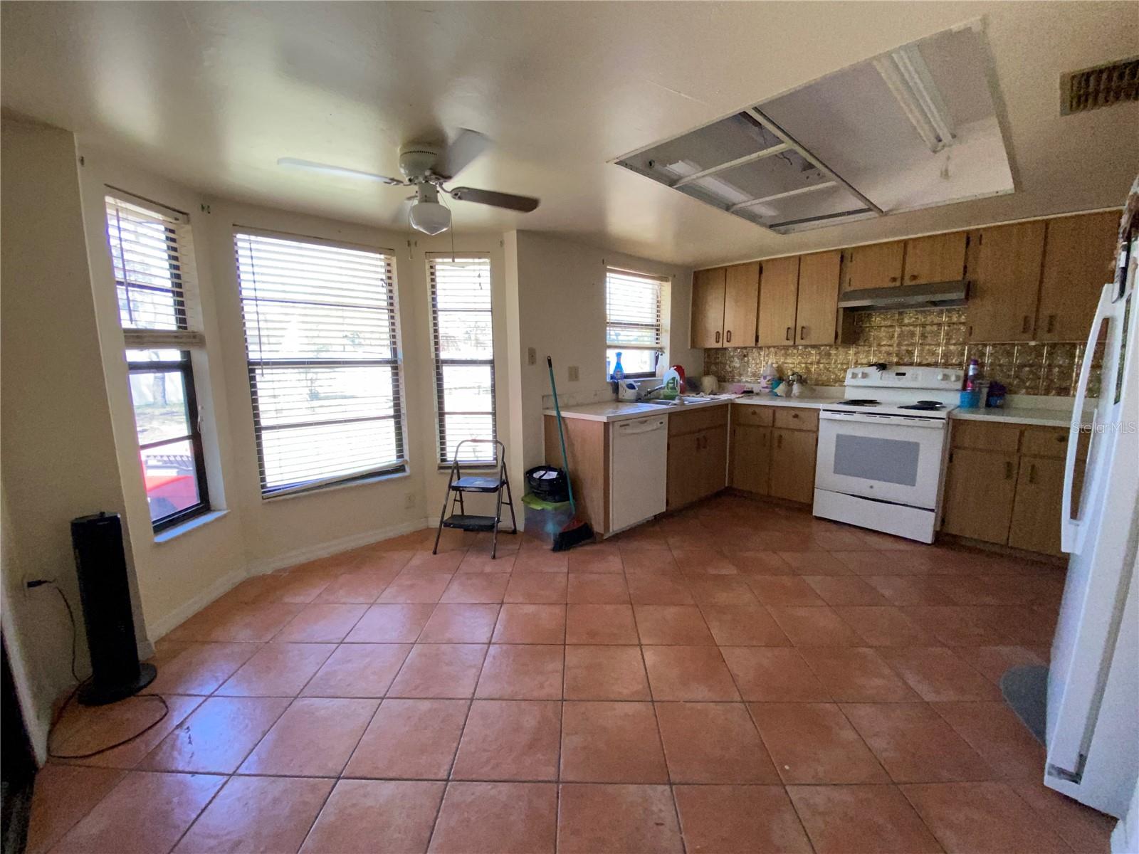3257 BLUESTONE AVE, SPRING HILL, FL, 34609