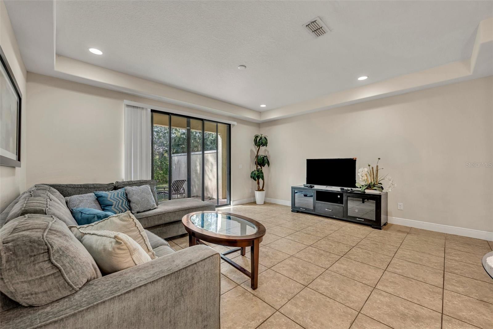 8177 ROSEVILLE BLVD, DAVENPORT, FL, 33896