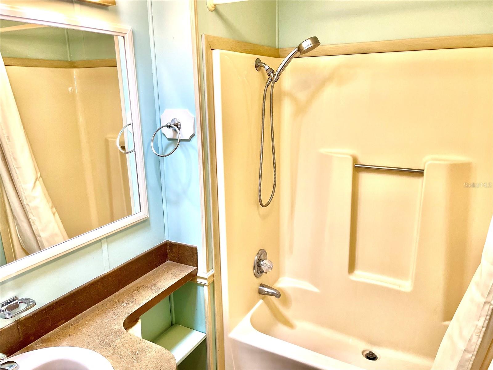 1712 W SCHWARTZ BLVD, THE VILLAGES, FL, 32159