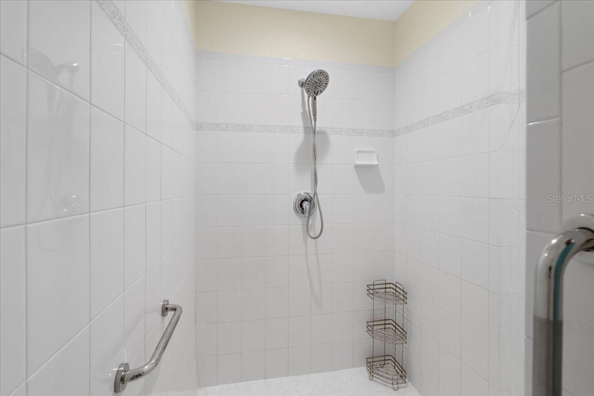 1091 ROTONDA CIR, ROTONDA WEST, FL, 33947