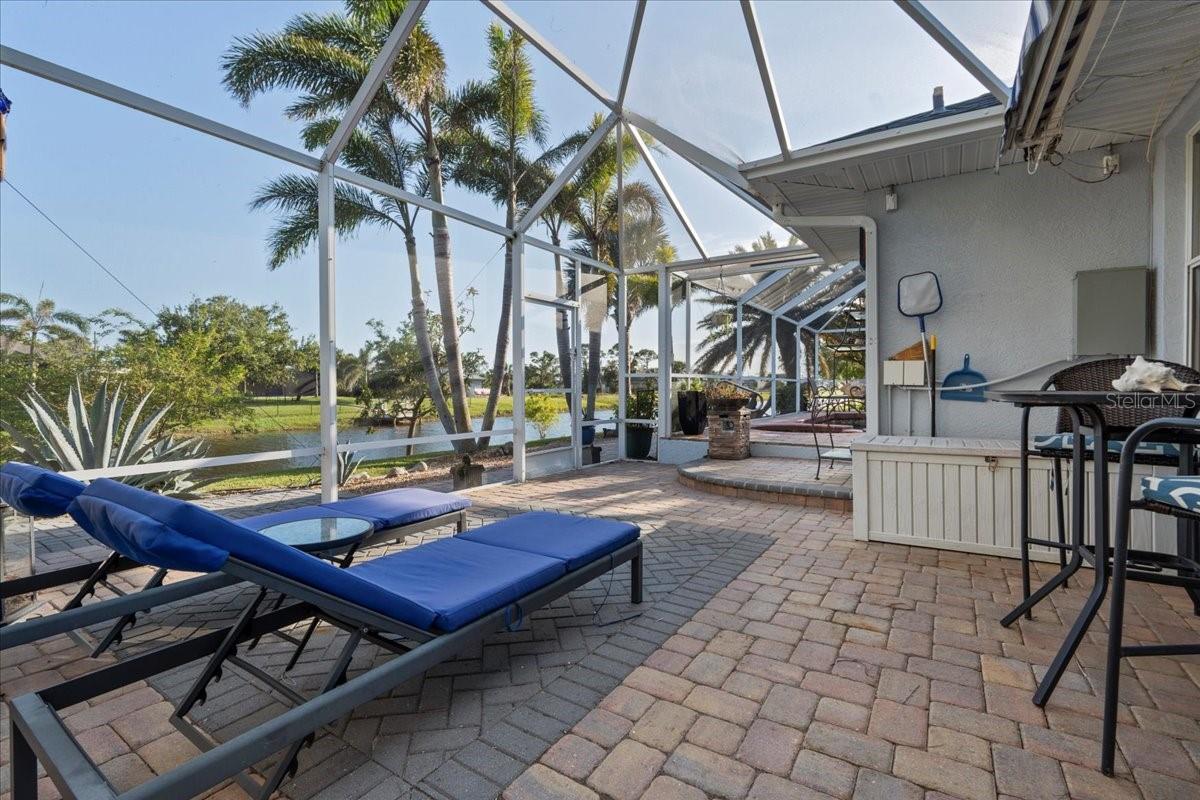 1091 ROTONDA CIR, ROTONDA WEST, FL, 33947