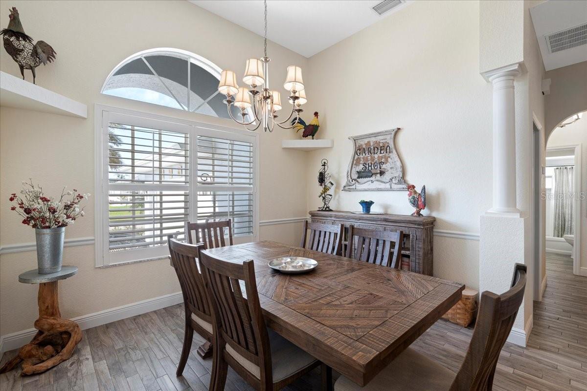 1091 ROTONDA CIR, ROTONDA WEST, FL, 33947