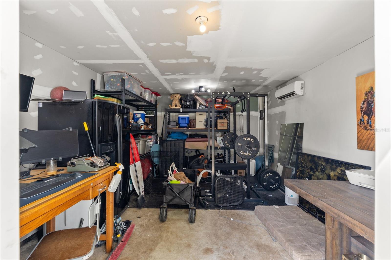 910 E SHADOWLAWN AVE, TAMPA, FL, 33603