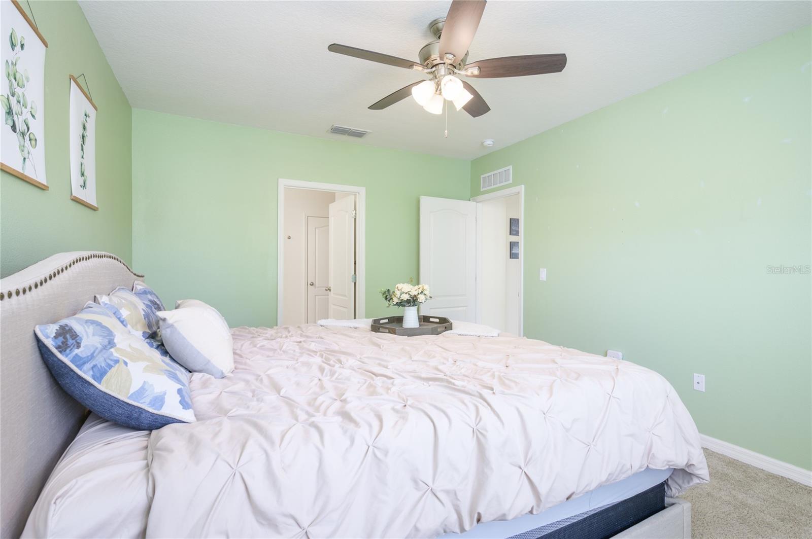 1731 POINT O WOODS CT, MOUNT DORA, FL, 32757