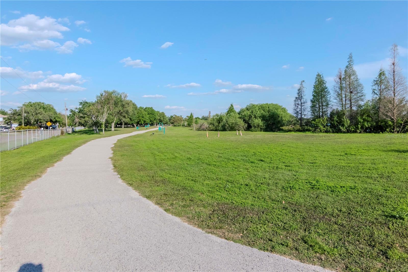 2837 BAYSHORE TRAILS DR, TAMPA, FL, 33611